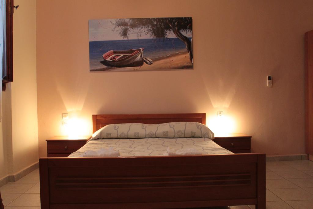 Ballas Apartments Agia Efimia Room photo